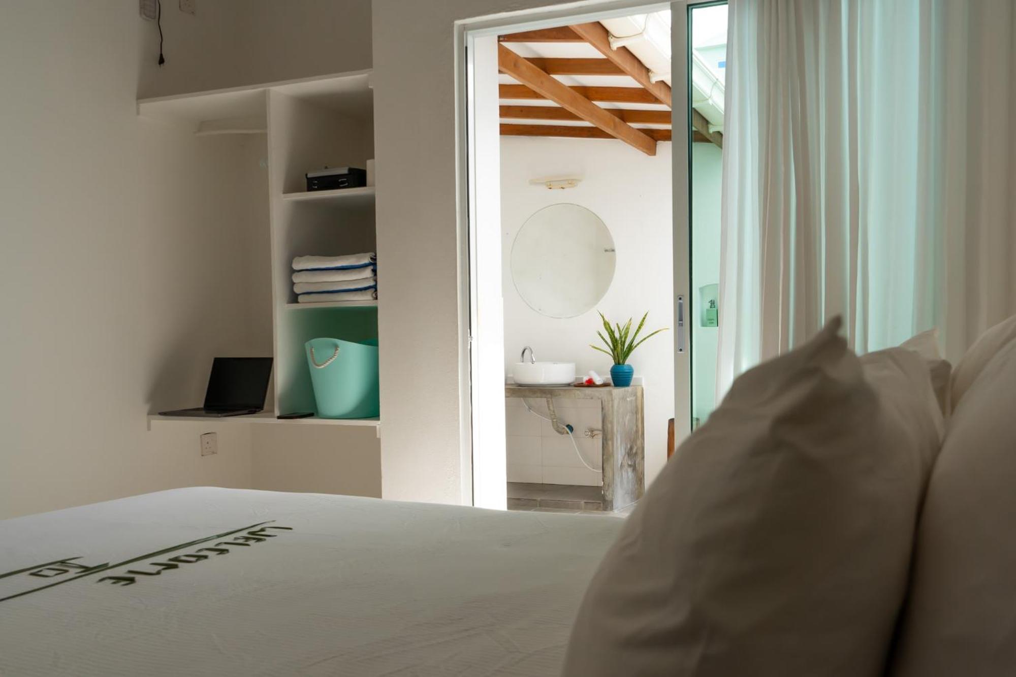 Vaali Maldives Island Escapes & Dive Hotel Felidhu Eksteriør billede